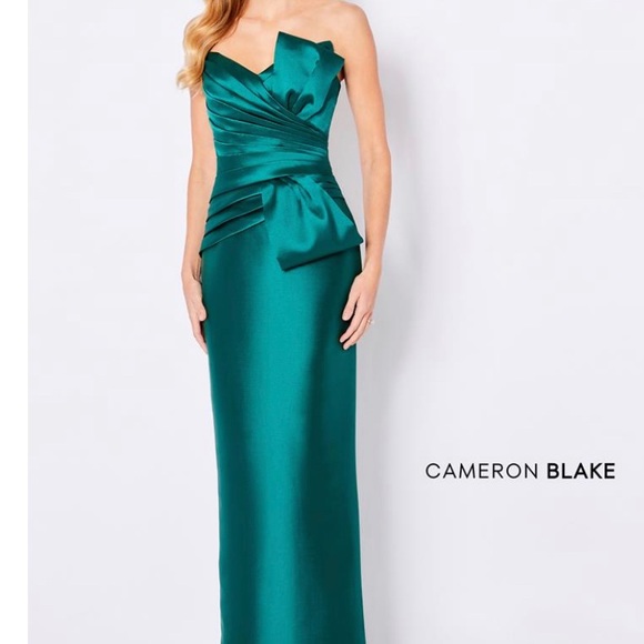 Mother of the bride/ groom formal dress .Cameron Blake Mon Cheri. - Picture 8 of 8